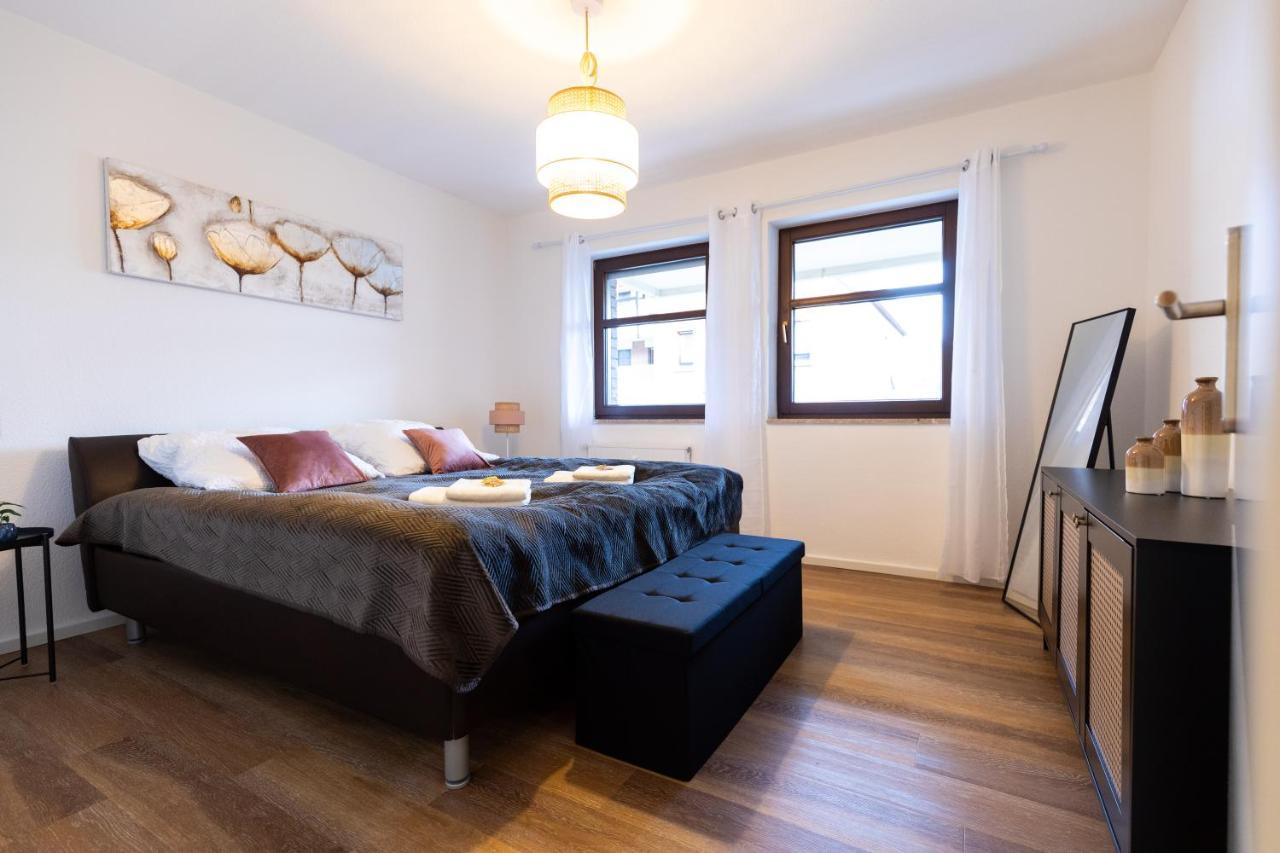 Design-Ferienwohnung In Bad Neuenahr: Platz Fuer 4, Kueche, Wifi, Netflix Exterior foto
